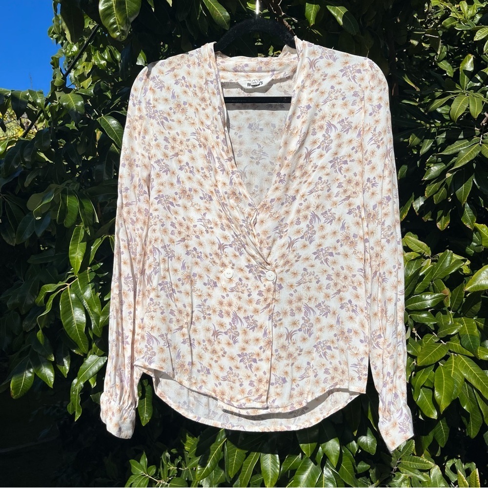Rolla’s ivory floral print long sleeve blouse